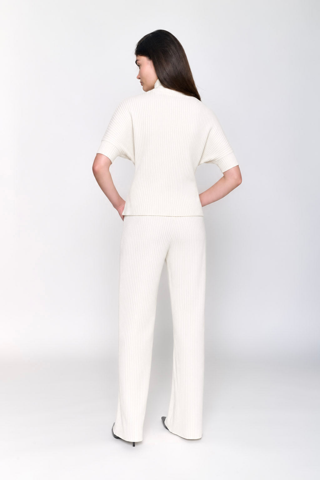 ELBOW TURTLENECK