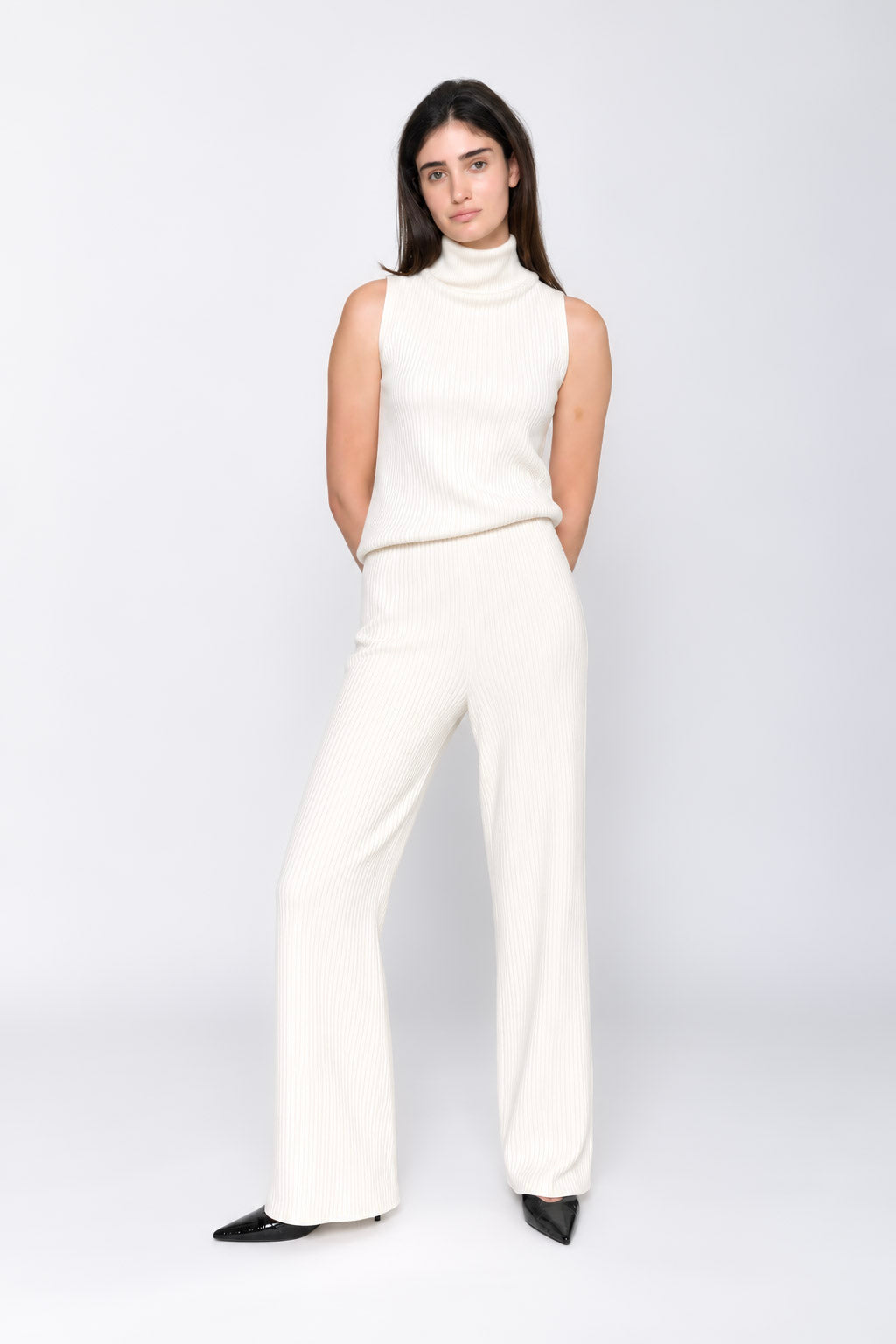 FORM TURTLENECK